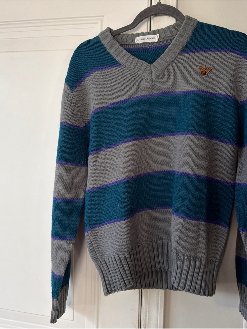 Giorgio Armani vintage v -neck blue wool men sweater sz medium made USA - Picture 3 of 4